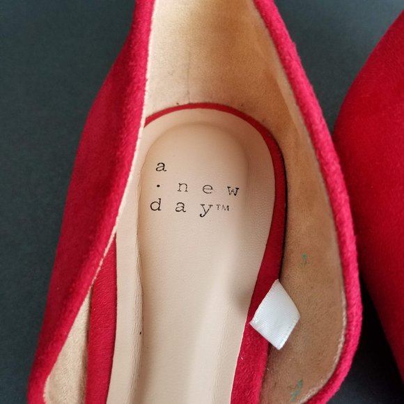 a new day Red Flats - Picture 3 of 6